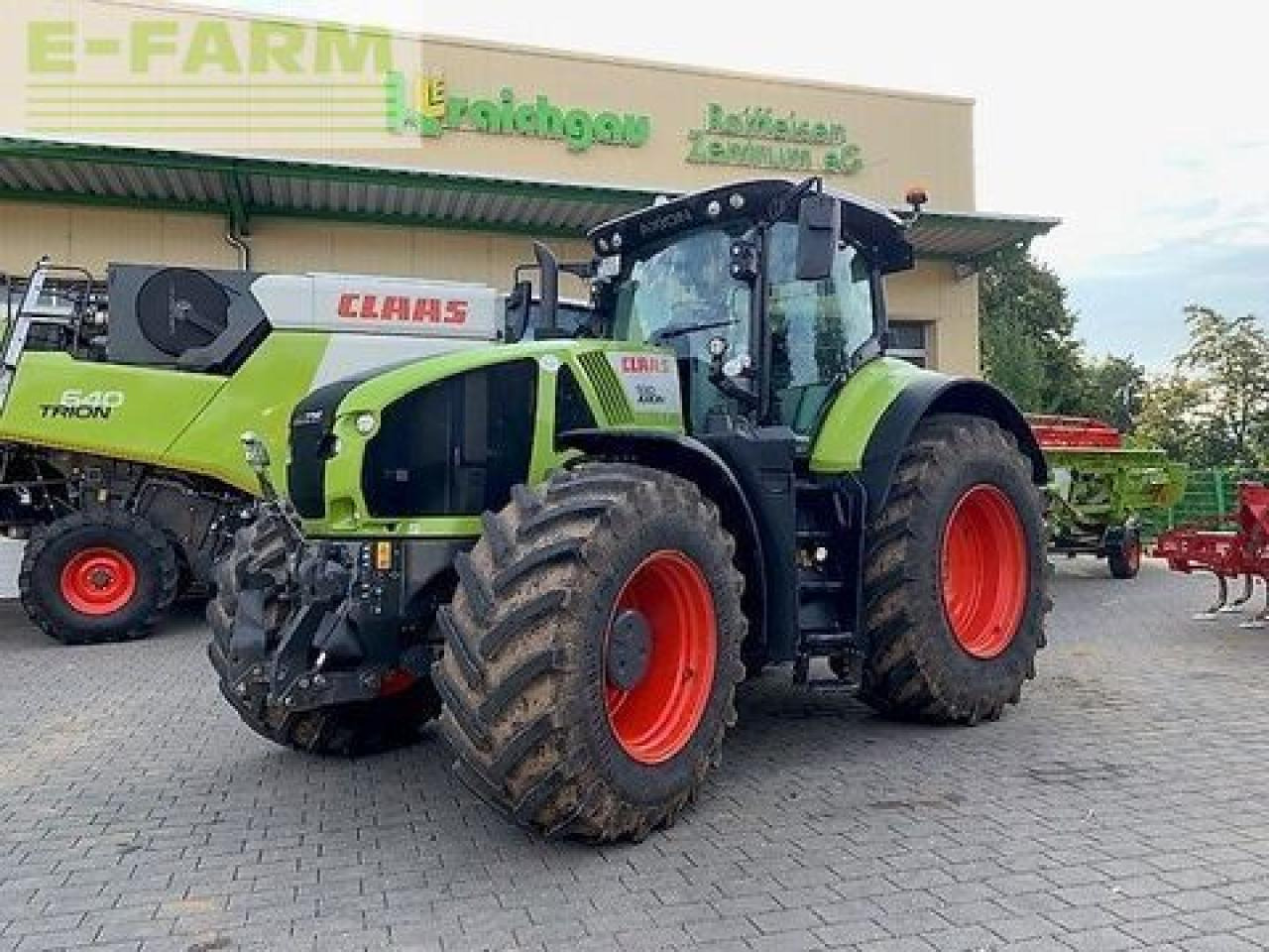 CLAAS axion 930 cmatic cebis CMATIC CEBIS - Farm tractor: picture 1 CLAAS axion 930 cmatic cebis CMATIC CEBIS - Farm tractor: picture 1