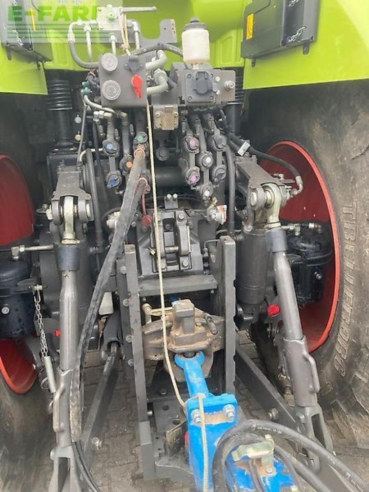 CLAAS axion 950 - Farm tractor: picture 3 CLAAS axion 950 - Farm tractor: picture 3