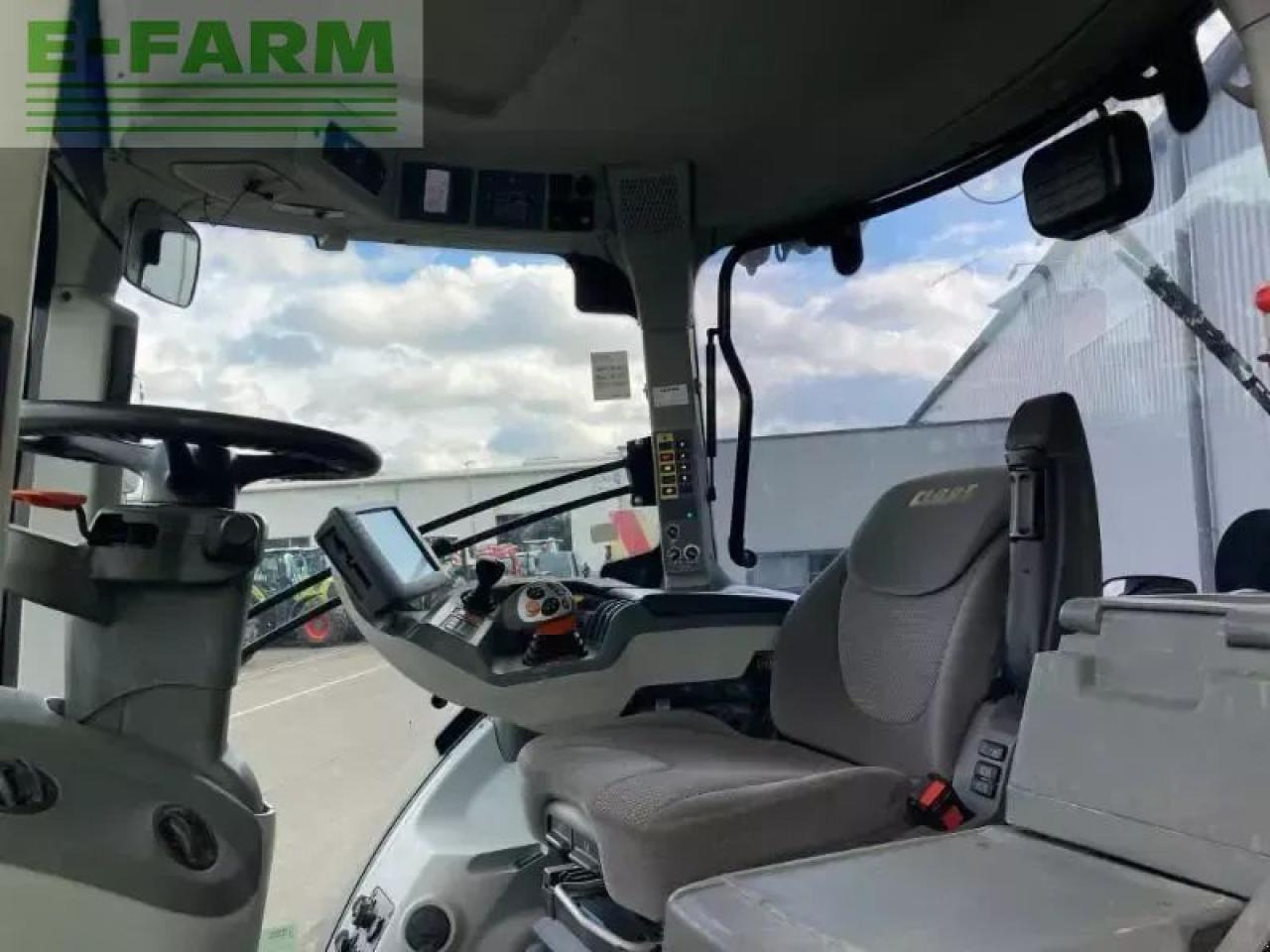 Farm tractor CLAAS axion 950 cmatic cebis CMATIC CEBIS: picture 9