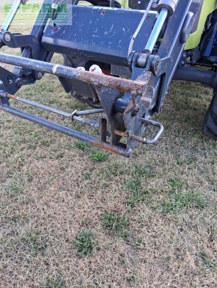 Farm tractor CLAAS axos 320: picture 11 Farm tractor CLAAS axos 320: picture 11