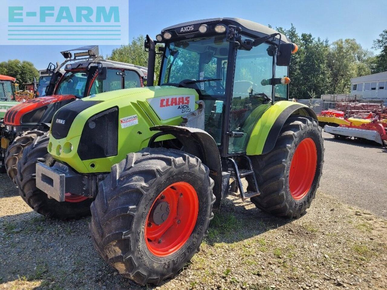 CLAAS axos 340 - Farm tractor: picture 1 CLAAS axos 340 - Farm tractor: picture 1