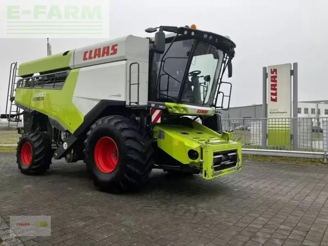CLAAS lexion 5300 - Combine harvester: picture 1 CLAAS lexion 5300 - Combine harvester: picture 1