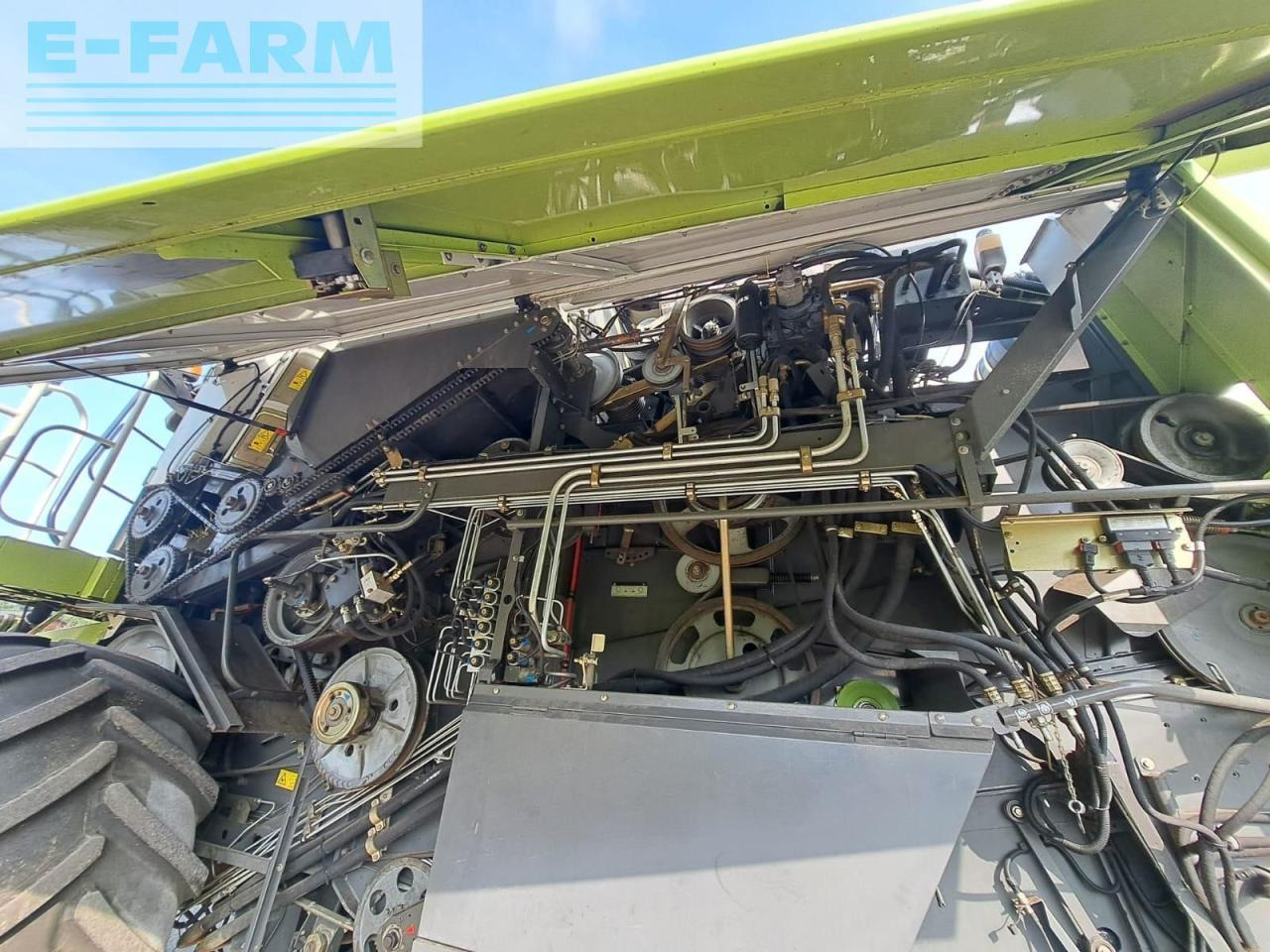 CLAAS lexion 550 - Combine harvester: picture 2 CLAAS lexion 550 - Combine harvester: picture 2