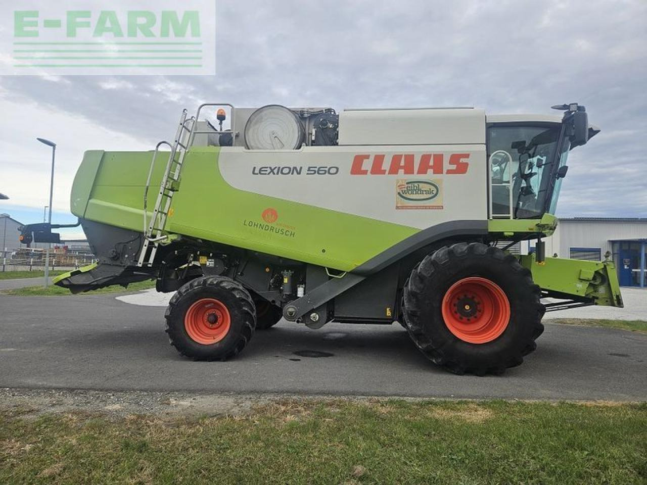CLAAS lexion 560 - Combine harvester: picture 4 CLAAS lexion 560 - Combine harvester: picture 4