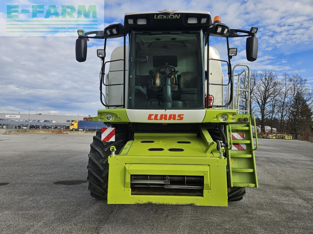 CLAAS lexion 570 - Combine harvester: picture 2 CLAAS lexion 570 - Combine harvester: picture 2