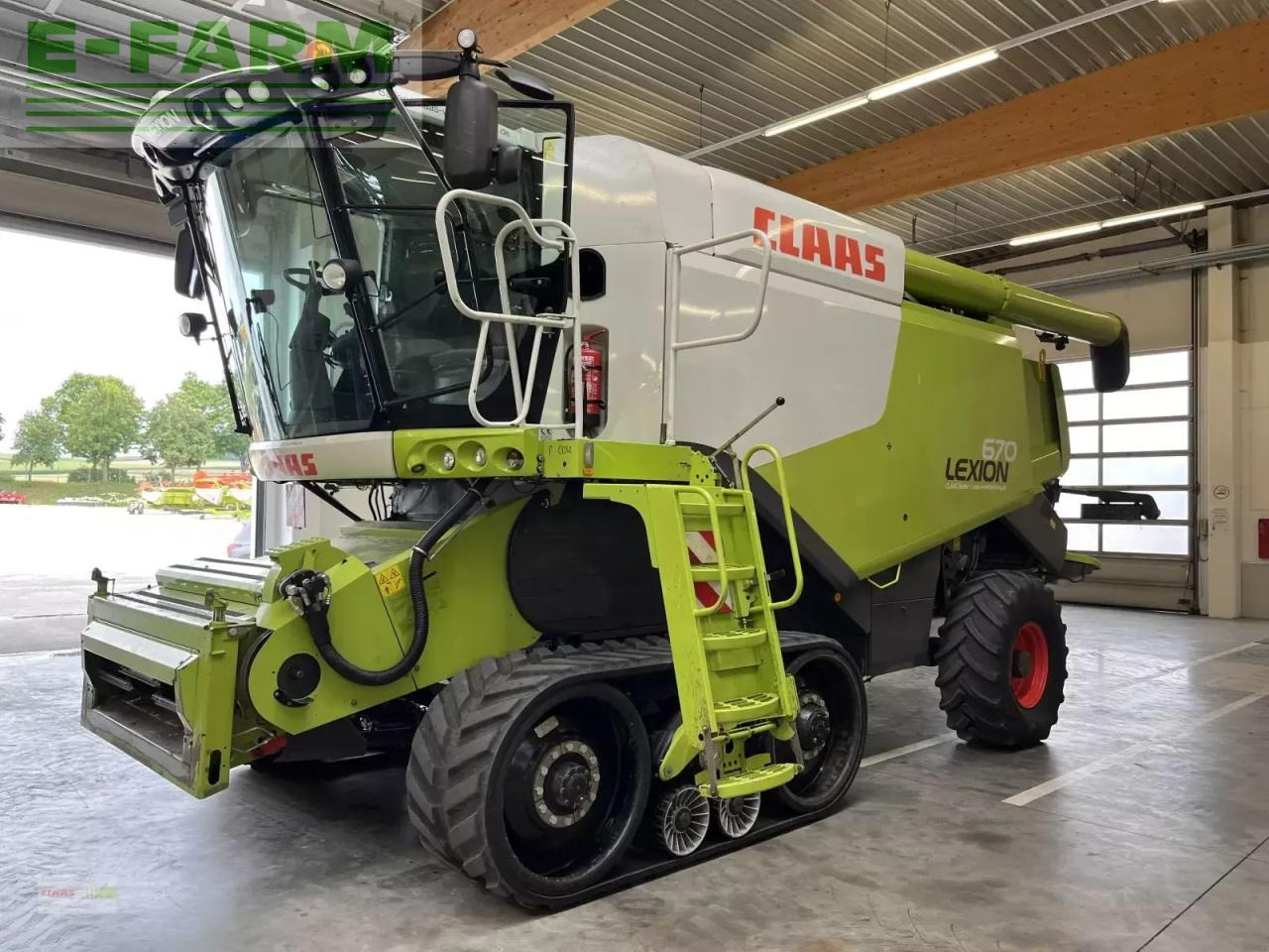 CLAAS lexion 670 tt - Combine harvester: picture 1 CLAAS lexion 670 tt - Combine harvester: picture 1