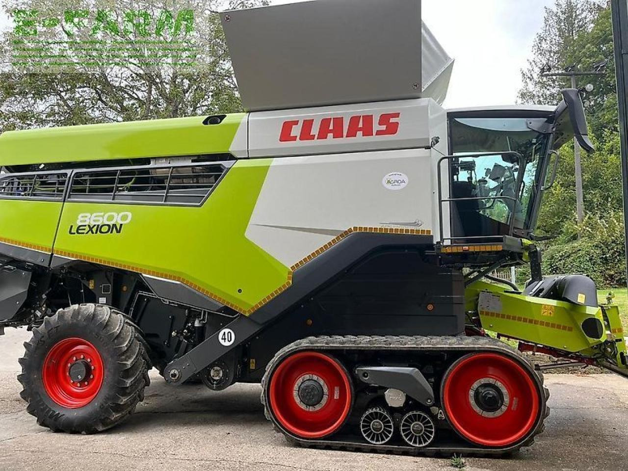 CLAAS lexion 8600 terra trac - Combine harvester: picture 5 CLAAS lexion 8600 terra trac - Combine harvester: picture 5