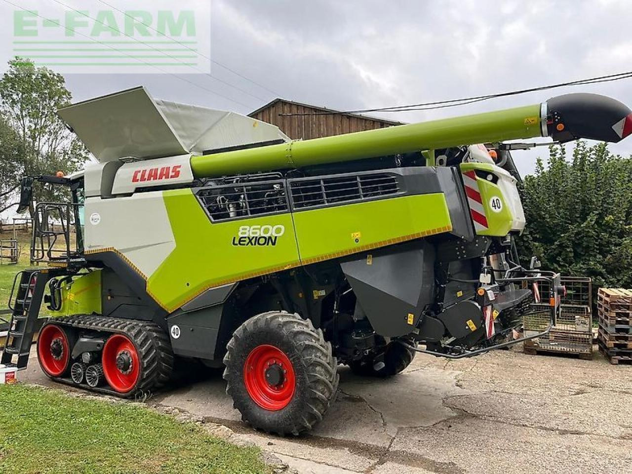 CLAAS lexion 8600 terra trac - Combine harvester: picture 3 CLAAS lexion 8600 terra trac - Combine harvester: picture 3