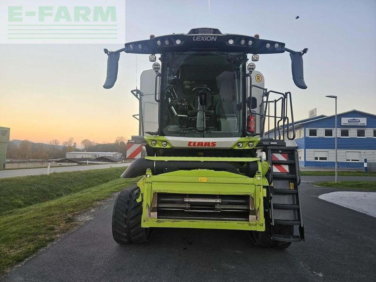 CLAAS lexion 8700 terra trac - Combine harvester: picture 2 CLAAS lexion 8700 terra trac - Combine harvester: picture 2