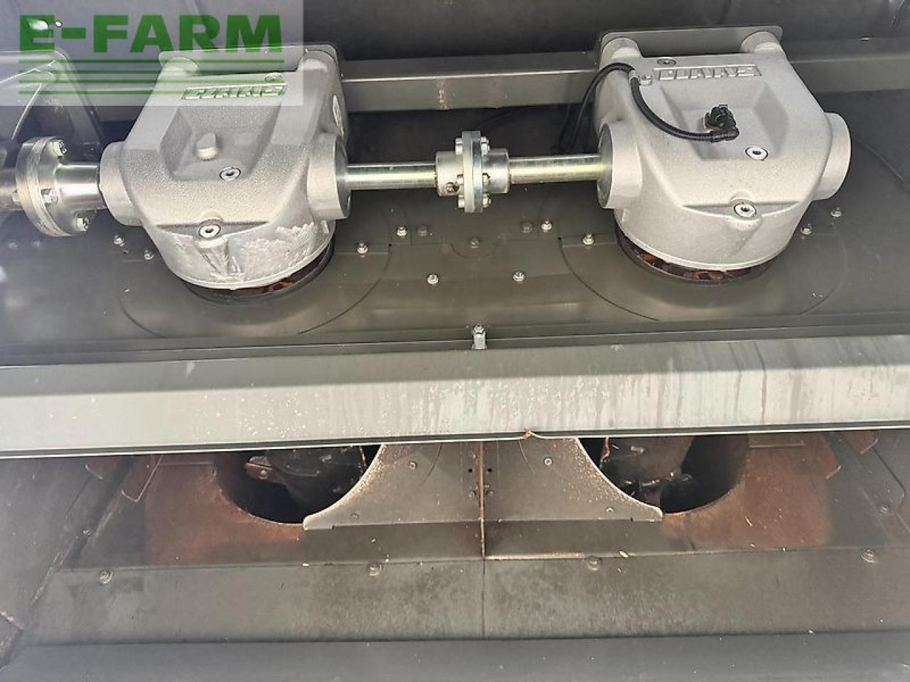 Combine harvester CLAAS lexion 8700 tt: picture 16 Combine harvester CLAAS lexion 8700 tt: picture 16