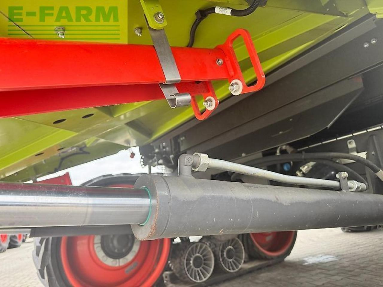 Combine harvester CLAAS lexion 8700 tt: picture 6 Combine harvester CLAAS lexion 8700 tt: picture 6