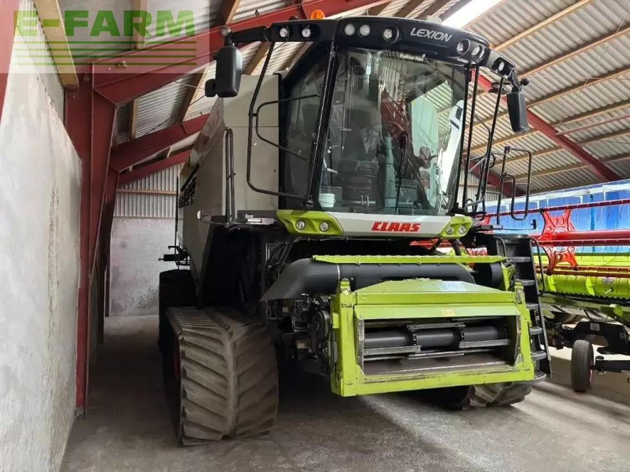 CLAAS lexion 8800 tt 4 wd - Combine harvester: picture 2 CLAAS lexion 8800 tt 4 wd - Combine harvester: picture 2