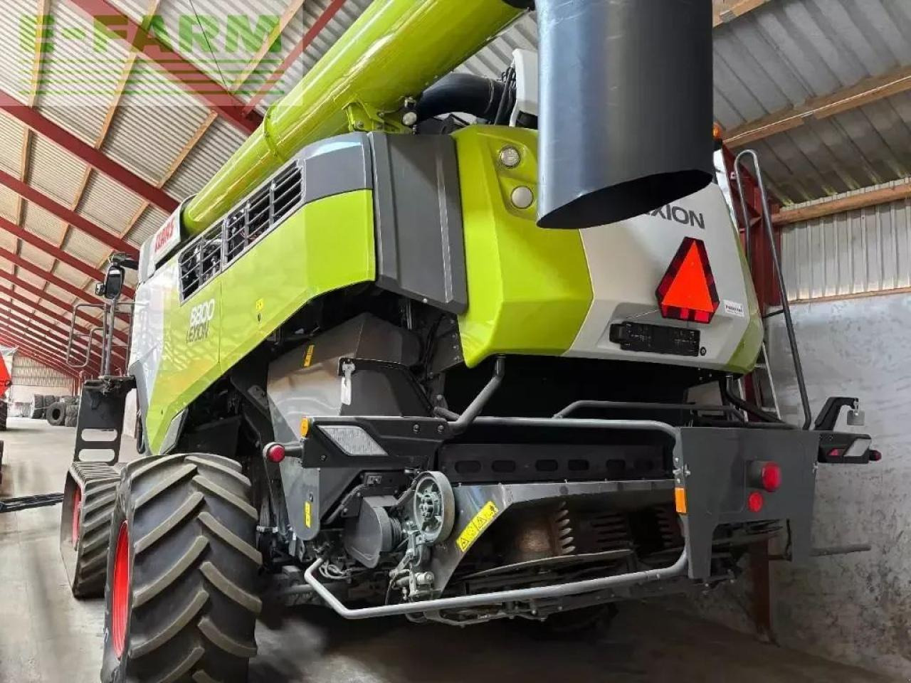 CLAAS lexion 8800 tt 4 wd - Combine harvester: picture 3 CLAAS lexion 8800 tt 4 wd - Combine harvester: picture 3