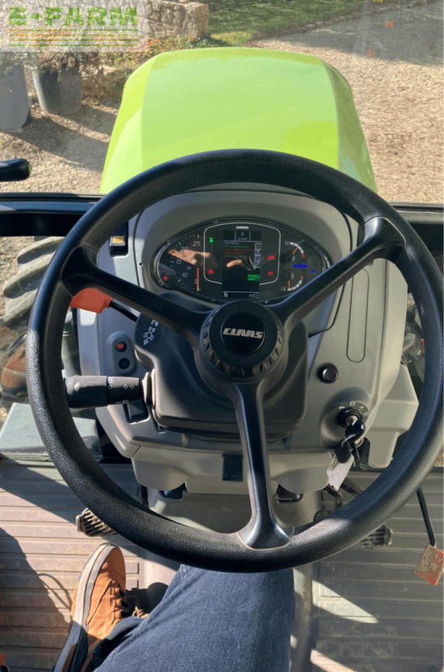 CLAAS nexos 240 l cabine - Farm tractor: picture 3 CLAAS nexos 240 l cabine - Farm tractor: picture 3