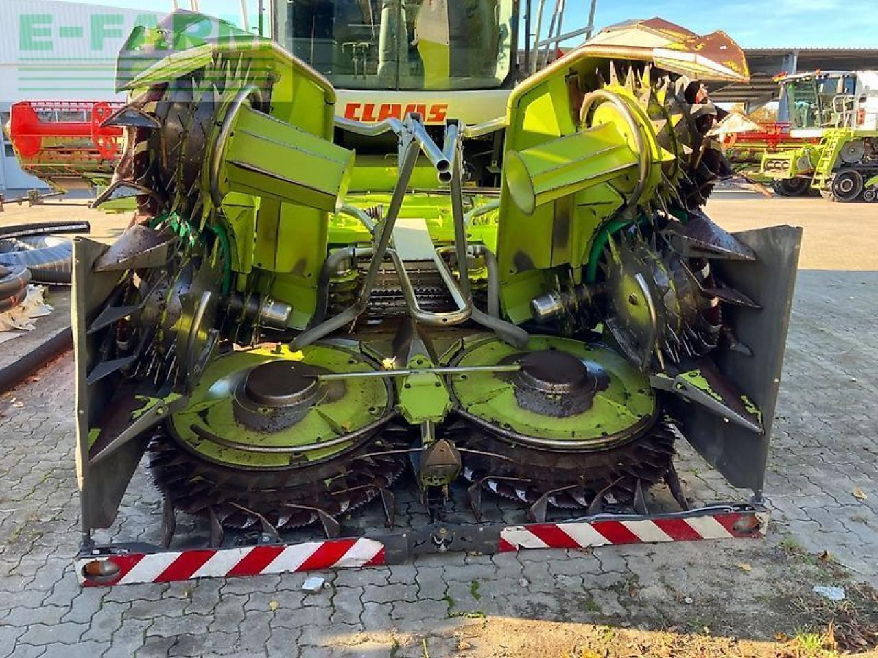 CLAAS orbis 600 - Forage harvester attachment: picture 1 CLAAS orbis 600 - Forage harvester attachment: picture 1