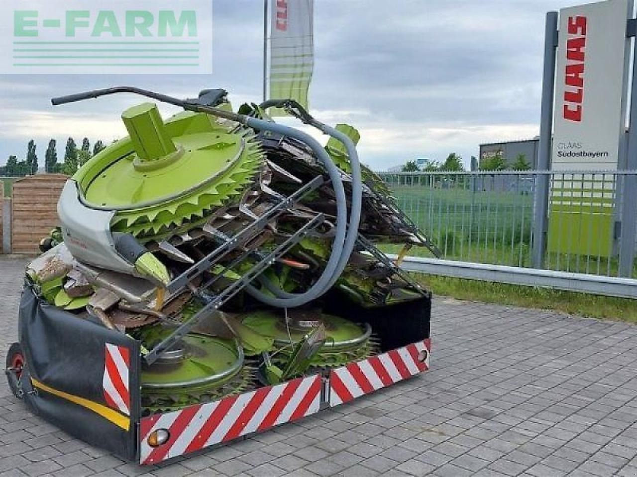 CLAAS orbis 900 - Forage harvester attachment: picture 1 CLAAS orbis 900 - Forage harvester attachment: picture 1