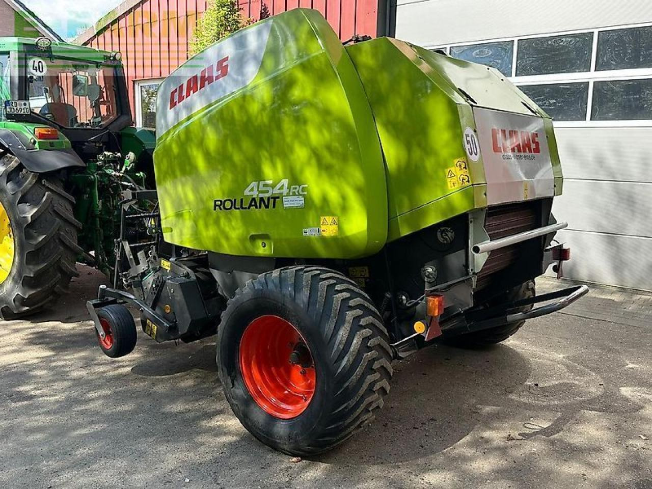 CLAAS rollant 454 r/c - Square baler: picture 2 CLAAS rollant 454 r/c - Square baler: picture 2