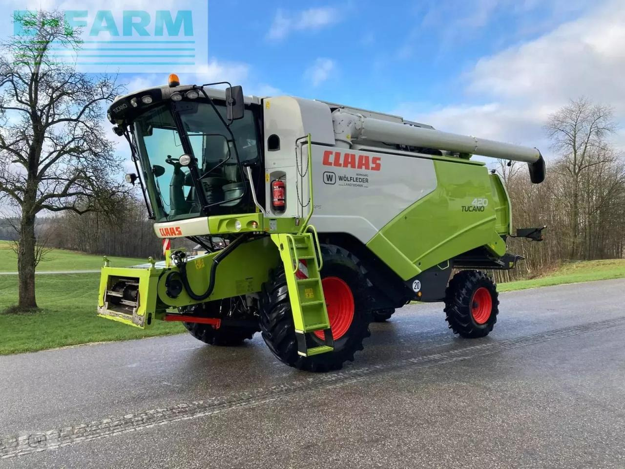 CLAAS tucano 420 - Combine harvester: picture 1 CLAAS tucano 420 - Combine harvester: picture 1