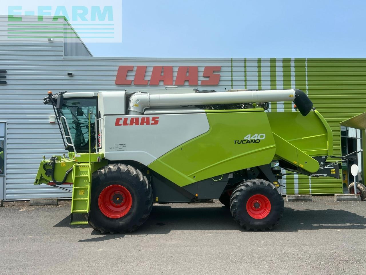 CLAAS tucano 440 - Combine harvester: picture 4 CLAAS tucano 440 - Combine harvester: picture 4
