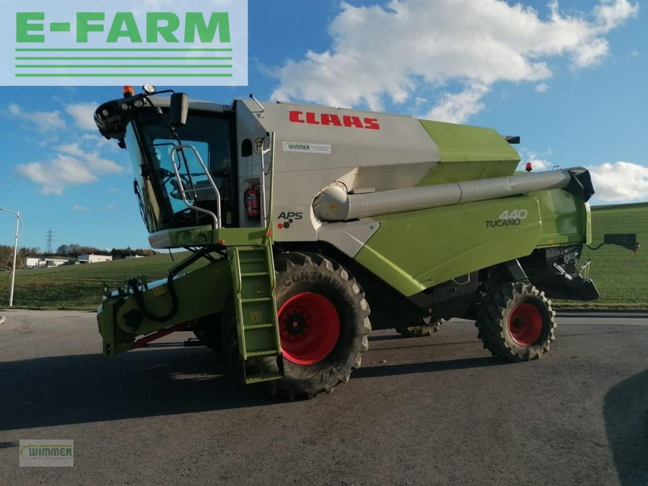 CLAAS tucano 440 - Combine harvester: picture 1 CLAAS tucano 440 - Combine harvester: picture 1