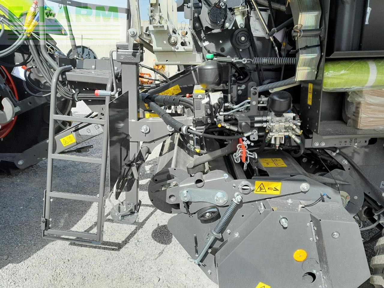 CLAAS variant 585 rc - Square baler: picture 2 CLAAS variant 585 rc - Square baler: picture 2