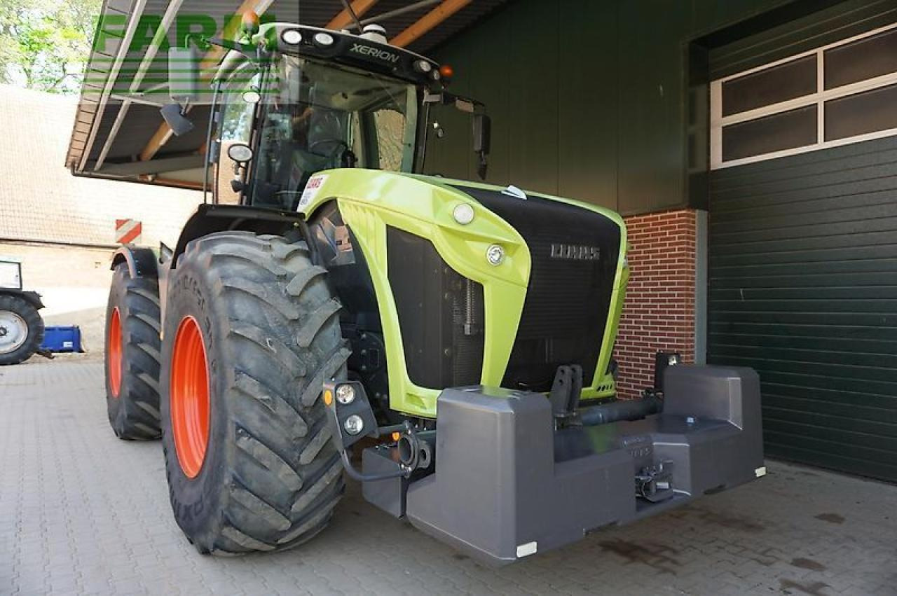 CLAAS xerion 4000 trac - Farm tractor: picture 2 CLAAS xerion 4000 trac - Farm tractor: picture 2