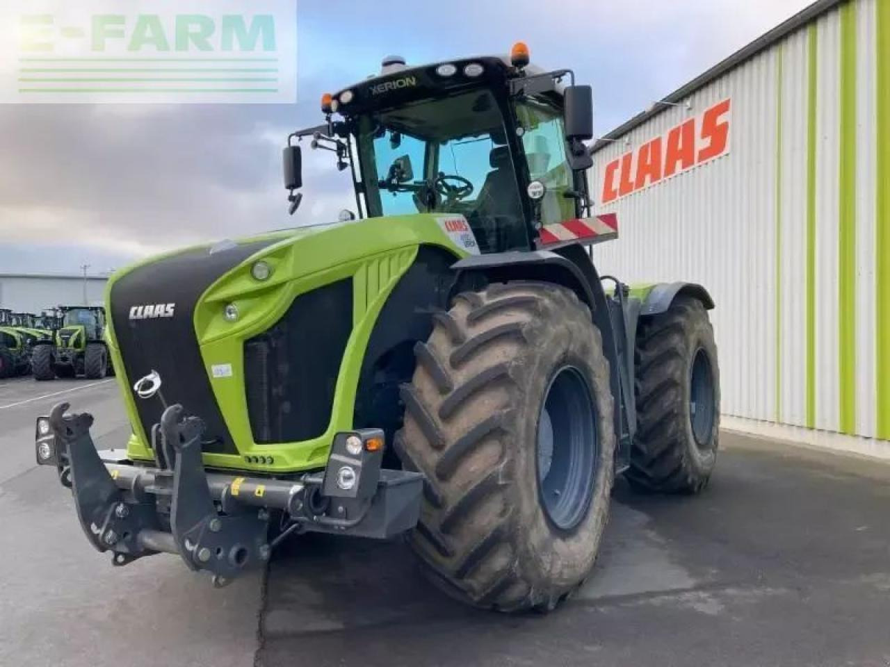 CLAAS xerion 4200 trac vc TRAC VC - Farm tractor: picture 1 CLAAS xerion 4200 trac vc TRAC VC - Farm tractor: picture 1