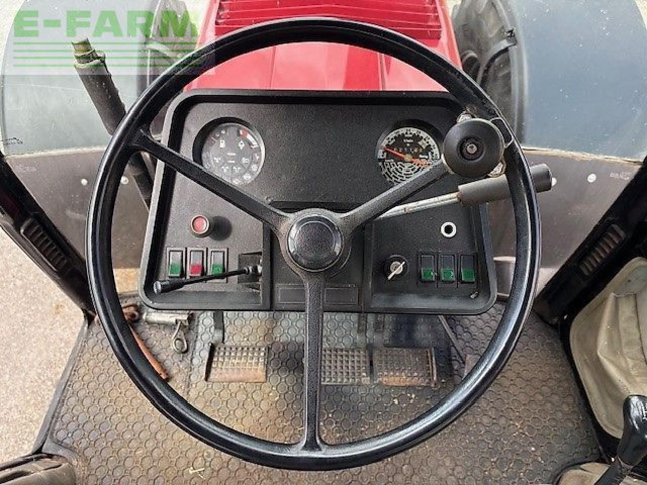 Farm tractor Case-IH ih 1255 xl: picture 8 Farm tractor Case-IH ih 1255 xl: picture 8
