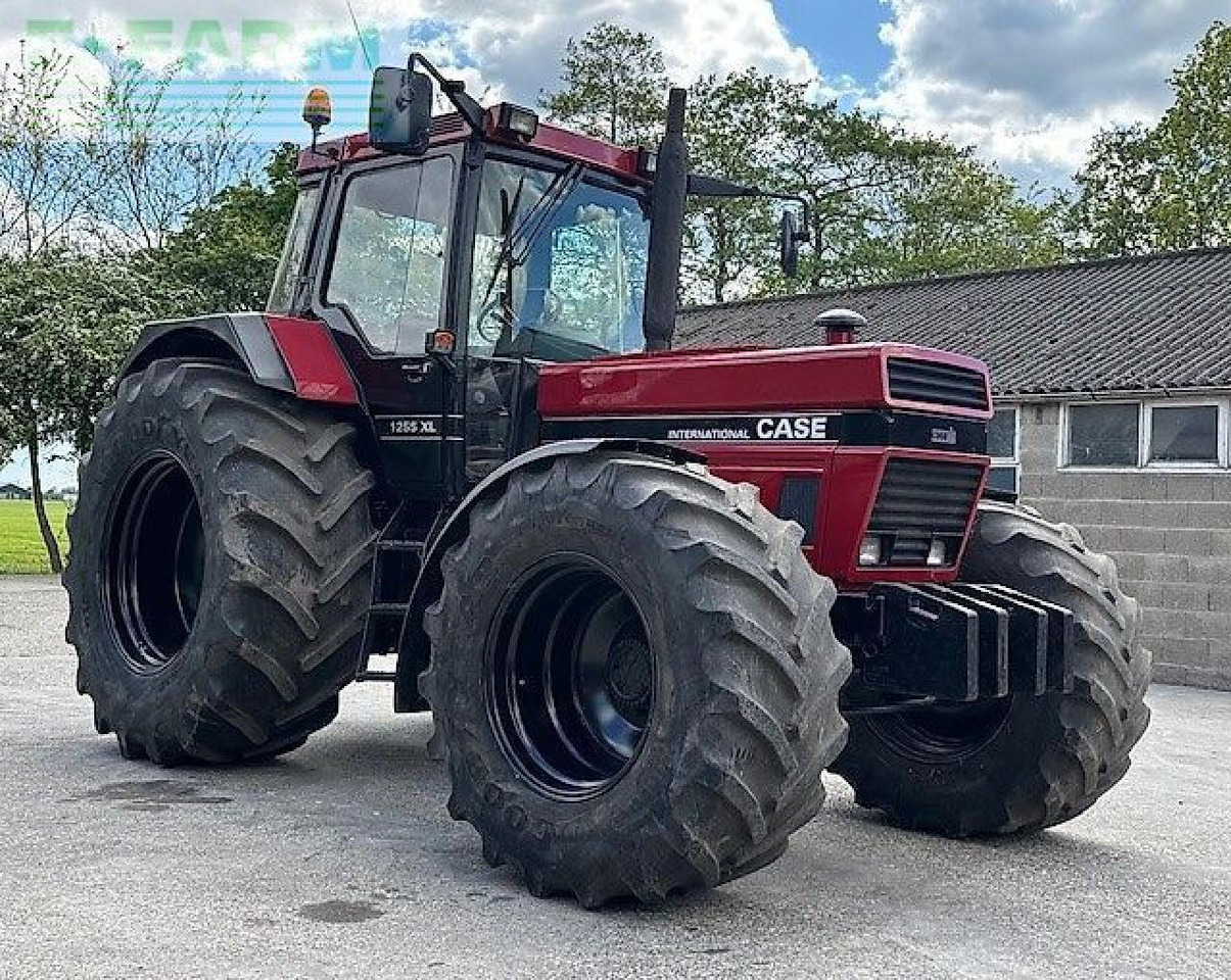 Farm tractor Case-IH ih 1255 xl: picture 23 Farm tractor Case-IH ih 1255 xl: picture 23