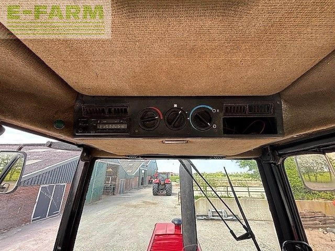 Farm tractor Case-IH ih 1255 xl: picture 22 Farm tractor Case-IH ih 1255 xl: picture 22