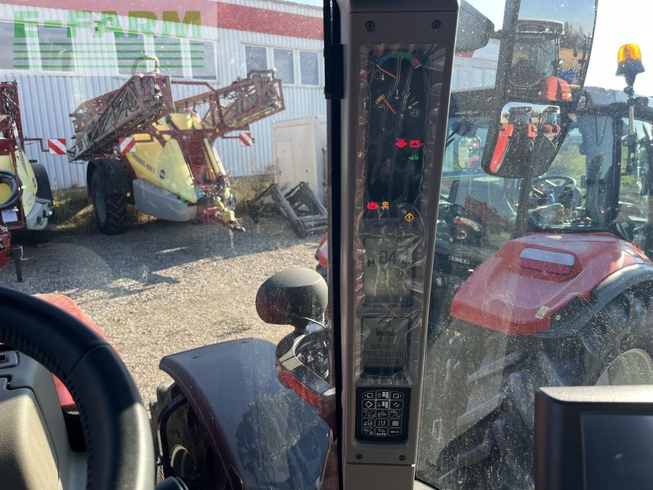 Case-IH maxxum mc 125 MC - Farm tractor: picture 5 Case-IH maxxum mc 125 MC - Farm tractor: picture 5