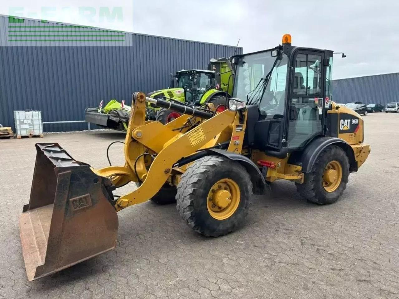 Caterpillar 906 m - Mini excavator: picture 5 Caterpillar 906 m - Mini excavator: picture 5