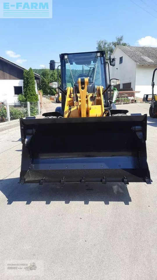 Caterpillar 908m 906 - Mini excavator: picture 2 Caterpillar 908m 906 - Mini excavator: picture 2