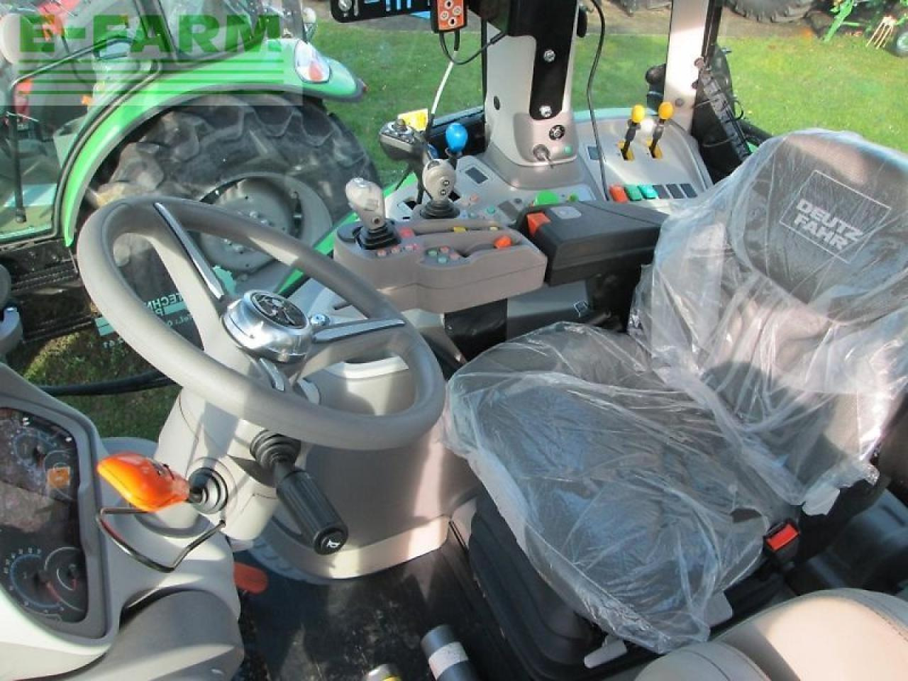 Deutz-Fahr 6140.4 rv shift - Farm tractor: picture 4 Deutz-Fahr 6140.4 rv shift - Farm tractor: picture 4