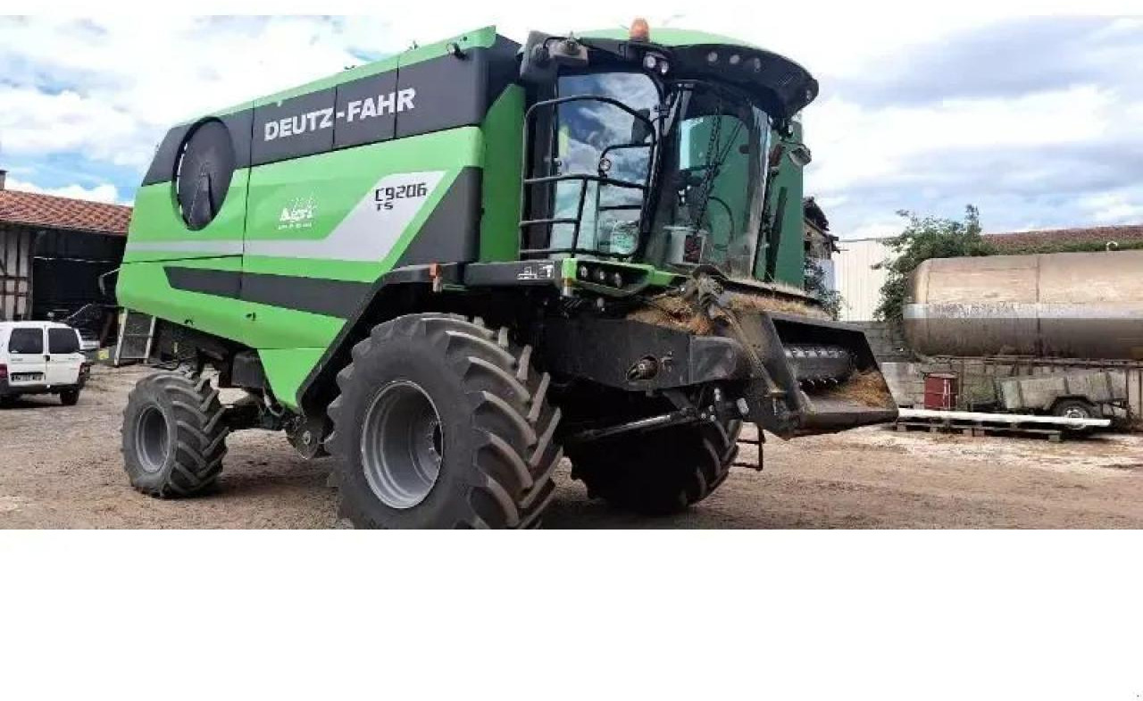 Deutz-Fahr c 9206 ts - Combine harvester: picture 1 Deutz-Fahr c 9206 ts - Combine harvester: picture 1
