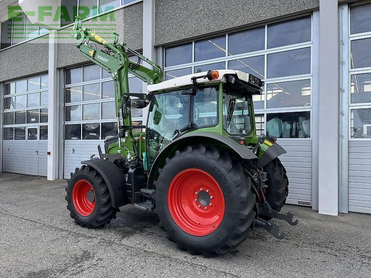 Fendt 211 s vario gen3 power setting 2 - Farm tractor: picture 2 Fendt 211 s vario gen3 power setting 2 - Farm tractor: picture 2