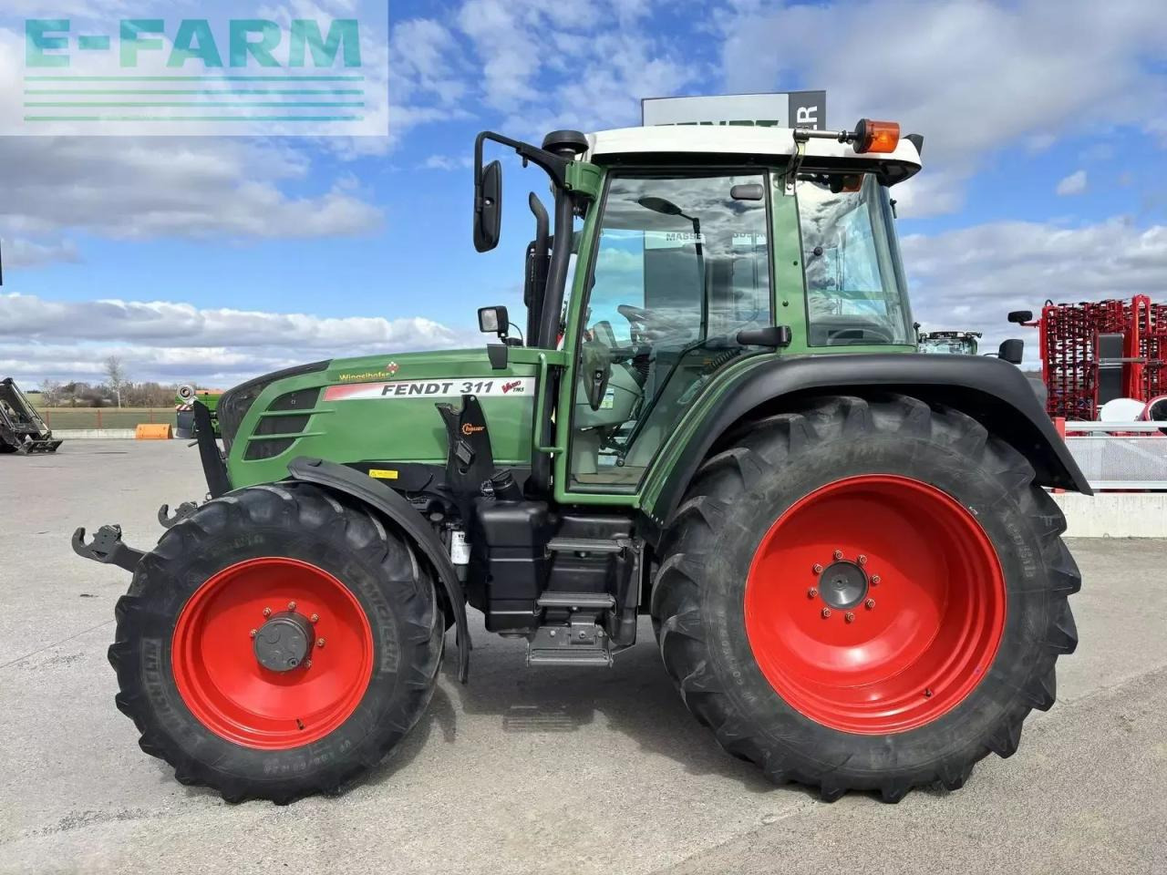 Fendt 311 vario - Farm tractor: picture 4 Fendt 311 vario - Farm tractor: picture 4