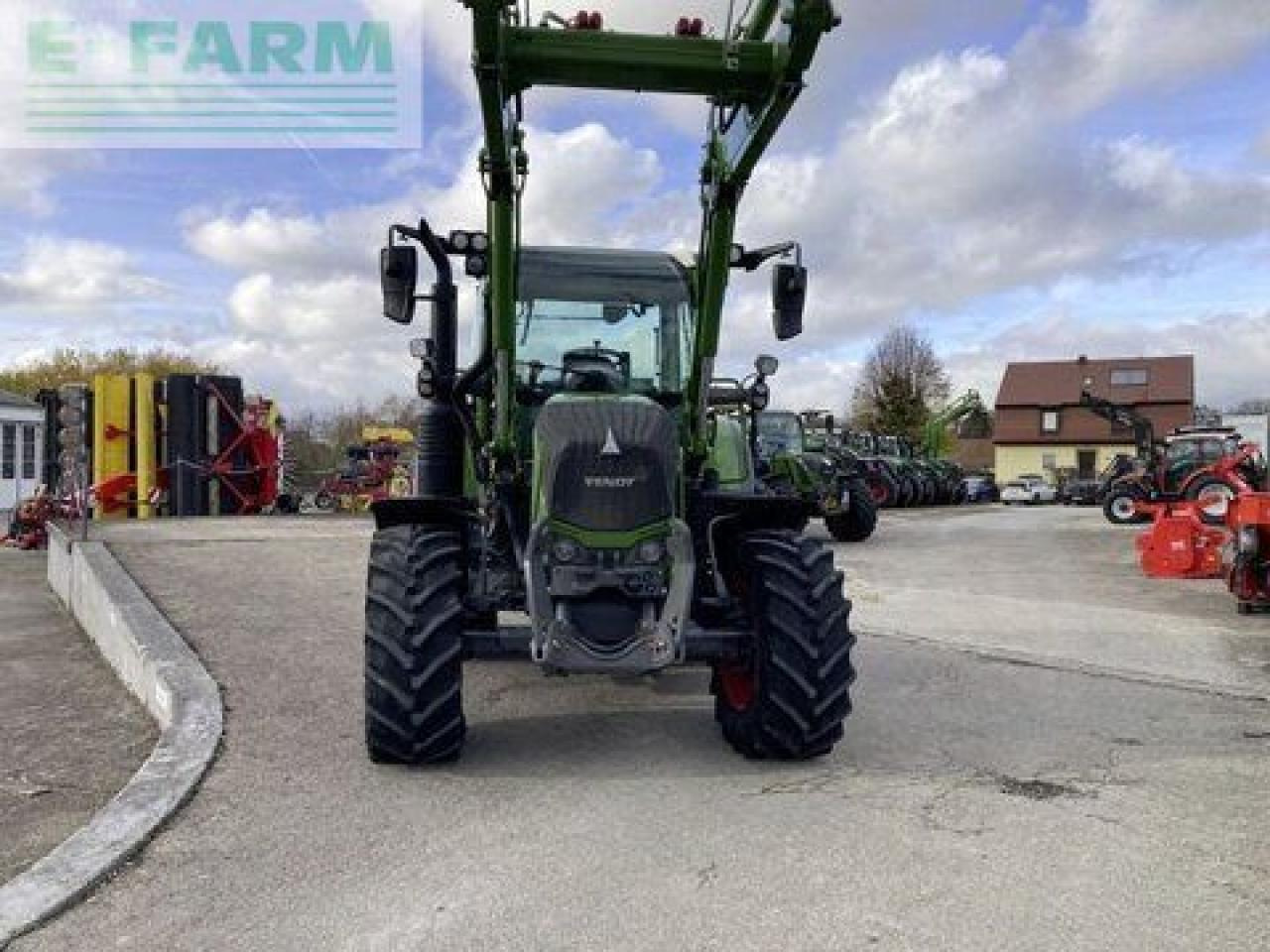 Fendt 311 vario s4 profi plus ProfiPlus - Farm tractor: picture 3 Fendt 311 vario s4 profi plus ProfiPlus - Farm tractor: picture 3
