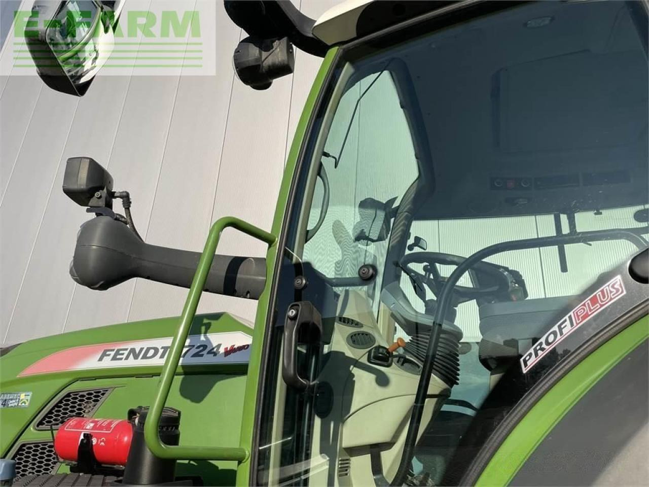 Fendt 724 s4 - Farm tractor: picture 5 Fendt 724 s4 - Farm tractor: picture 5