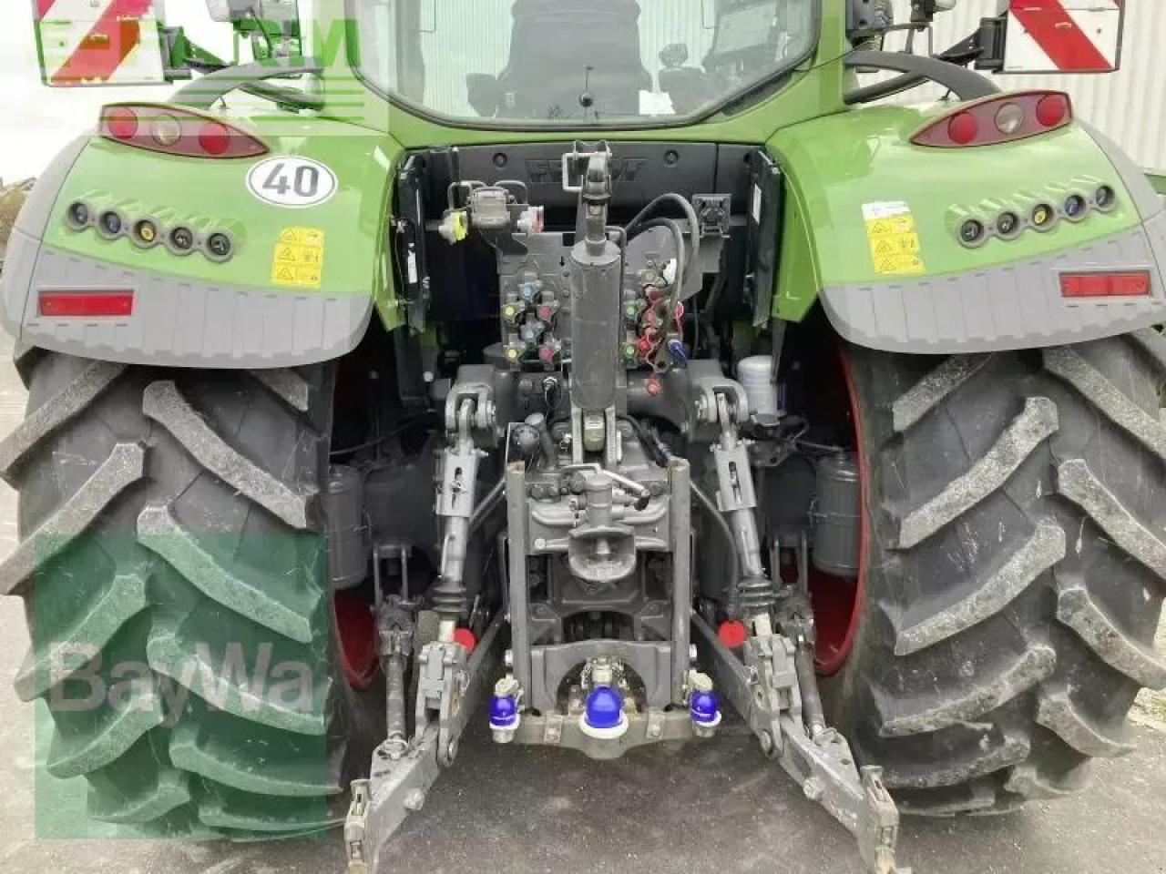 Farm tractor Fendt 724 vario gen6 profi plus: picture 10