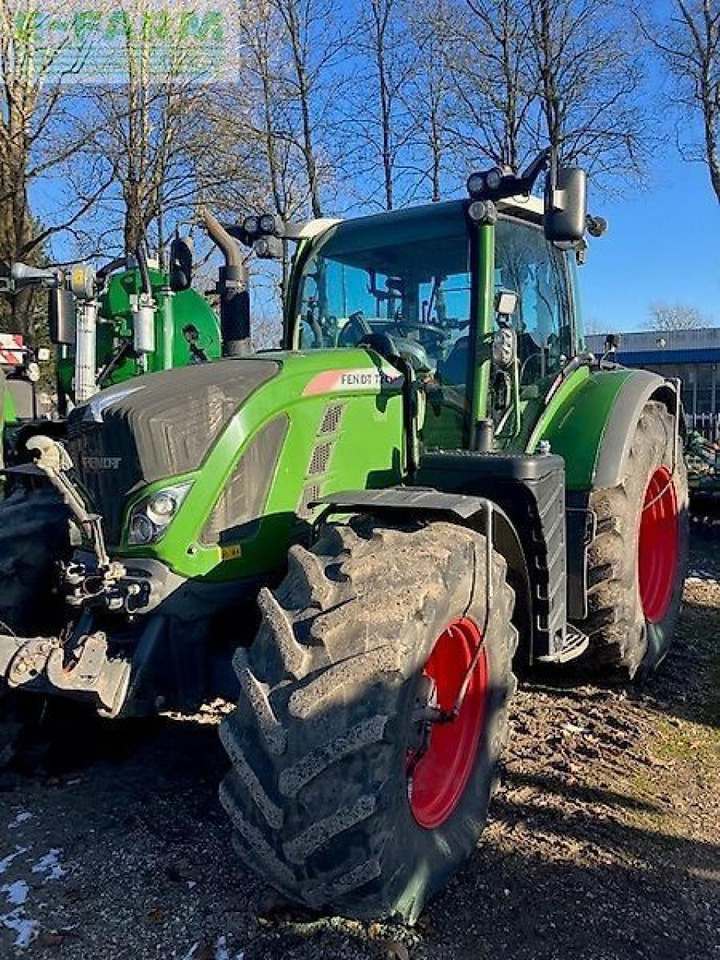 Fendt 724 vario s4 profiplus ProfiPlus - Farm tractor: picture 1 Fendt 724 vario s4 profiplus ProfiPlus - Farm tractor: picture 1