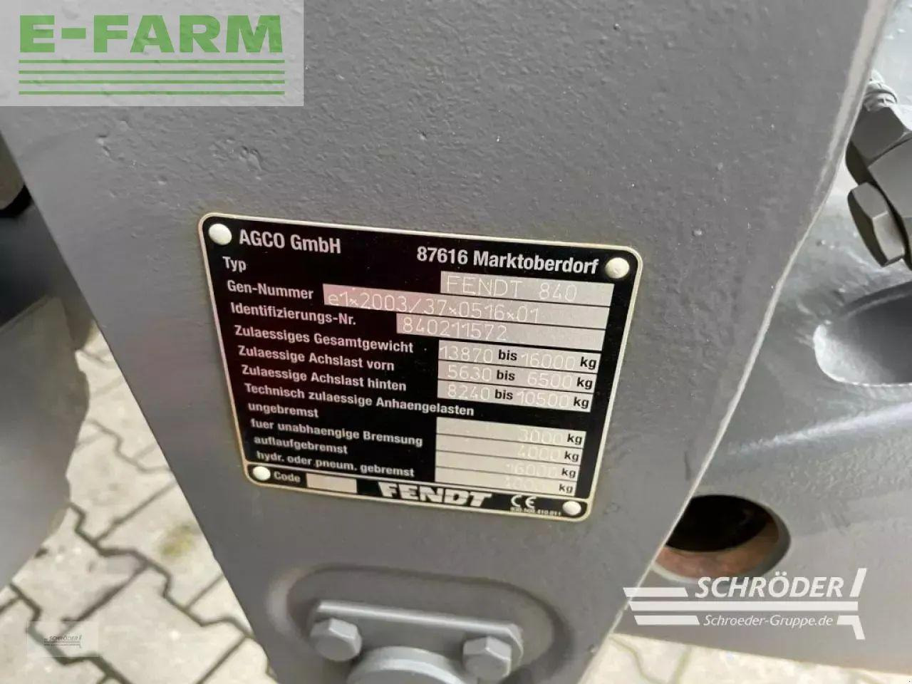 Farm tractor Fendt 824 vario s4 profi plus ProfiPlus: picture 11 Farm tractor Fendt 824 vario s4 profi plus ProfiPlus: picture 11