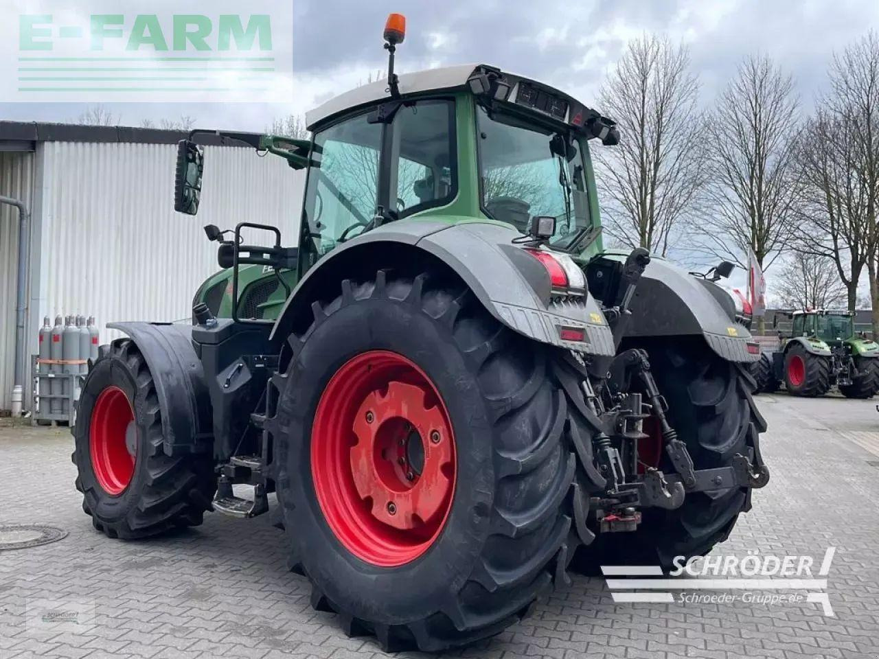 Fendt 828 vario s4 profi Profi - Farm tractor: picture 4 Fendt 828 vario s4 profi Profi - Farm tractor: picture 4