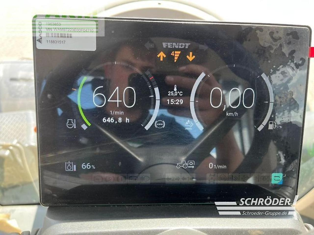 Farm tractor Fendt 942 vario gen7 profi plus: picture 12