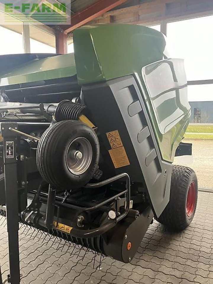 Fendt rotana 130f - Square baler: picture 1 Fendt rotana 130f - Square baler: picture 1