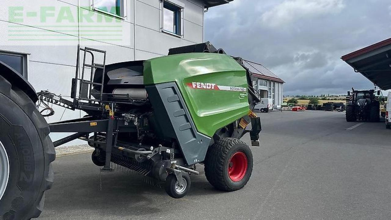 Fendt rotana 160 v variable rundballenpresse mit bändern stroh - Square baler: picture 4 Fendt rotana 160 v variable rundballenpresse mit bändern stroh - Square baler: picture 4