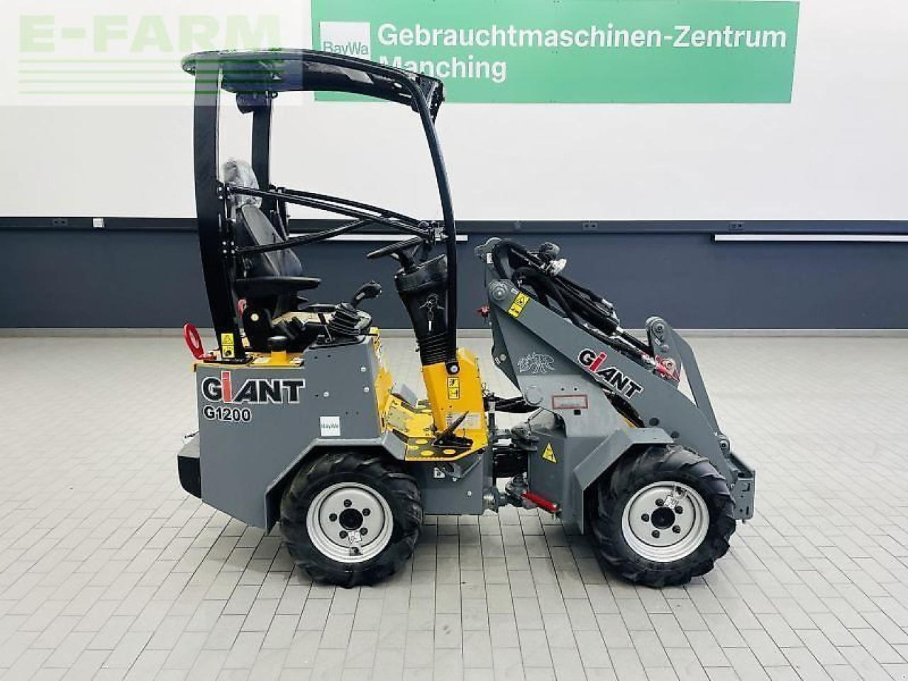 Giant g1200 - Mini excavator: picture 4 Giant g1200 - Mini excavator: picture 4