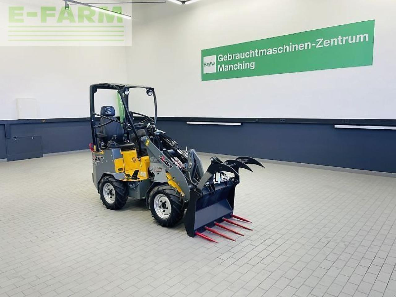 Giant g1200 - Mini excavator: picture 1 Giant g1200 - Mini excavator: picture 1