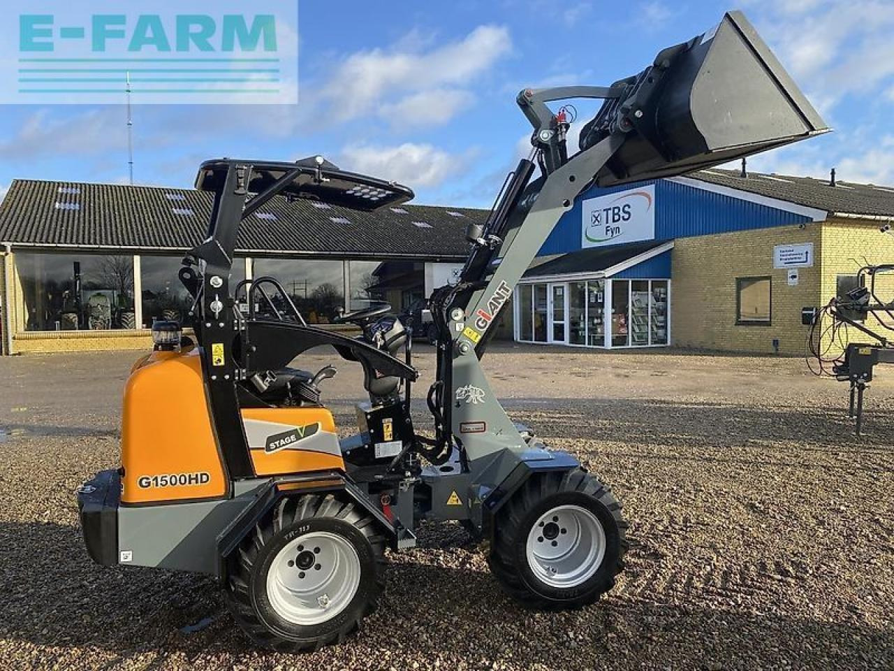 Giant g1500 hd - Mini excavator: picture 2 Giant g1500 hd - Mini excavator: picture 2