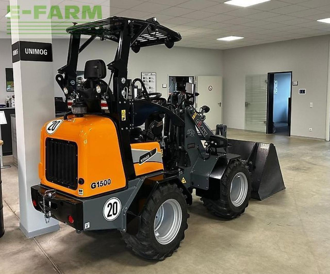 Giant g1500 radlader/hoflader - Mini excavator: picture 2 Giant g1500 radlader/hoflader - Mini excavator: picture 2